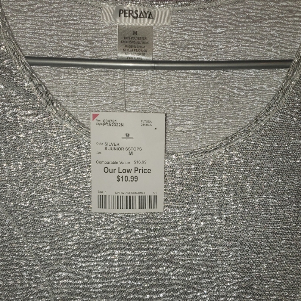Shirt - Picture 2 of 4